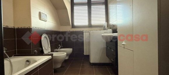 Квартира с 3 спальнями в Монтесаркьо, Италия № 170825 24