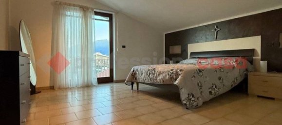 Квартира с 3 спальнями в Монтесаркьо, Италия № 170825 17