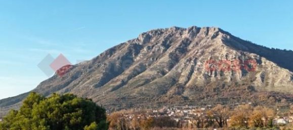 Квартира с 3 спальнями в Монтесаркьо, Италия № 170825 30