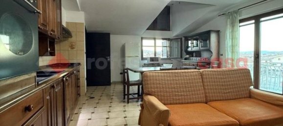 Квартира с 3 спальнями в Монтесаркьо, Италия № 170825 6