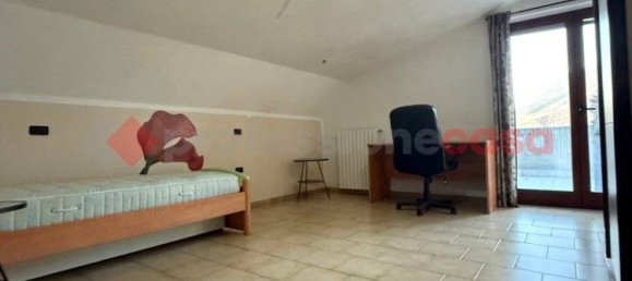 Квартира с 3 спальнями в Монтесаркьо, Италия № 170825 25