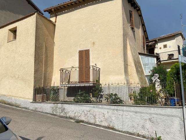 3 rooms Apartment in Spoleto, Italy No. 92407