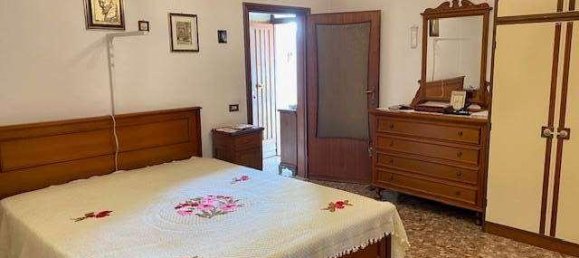 3 rooms Apartment in Spoleto, Italy No. 92407 11