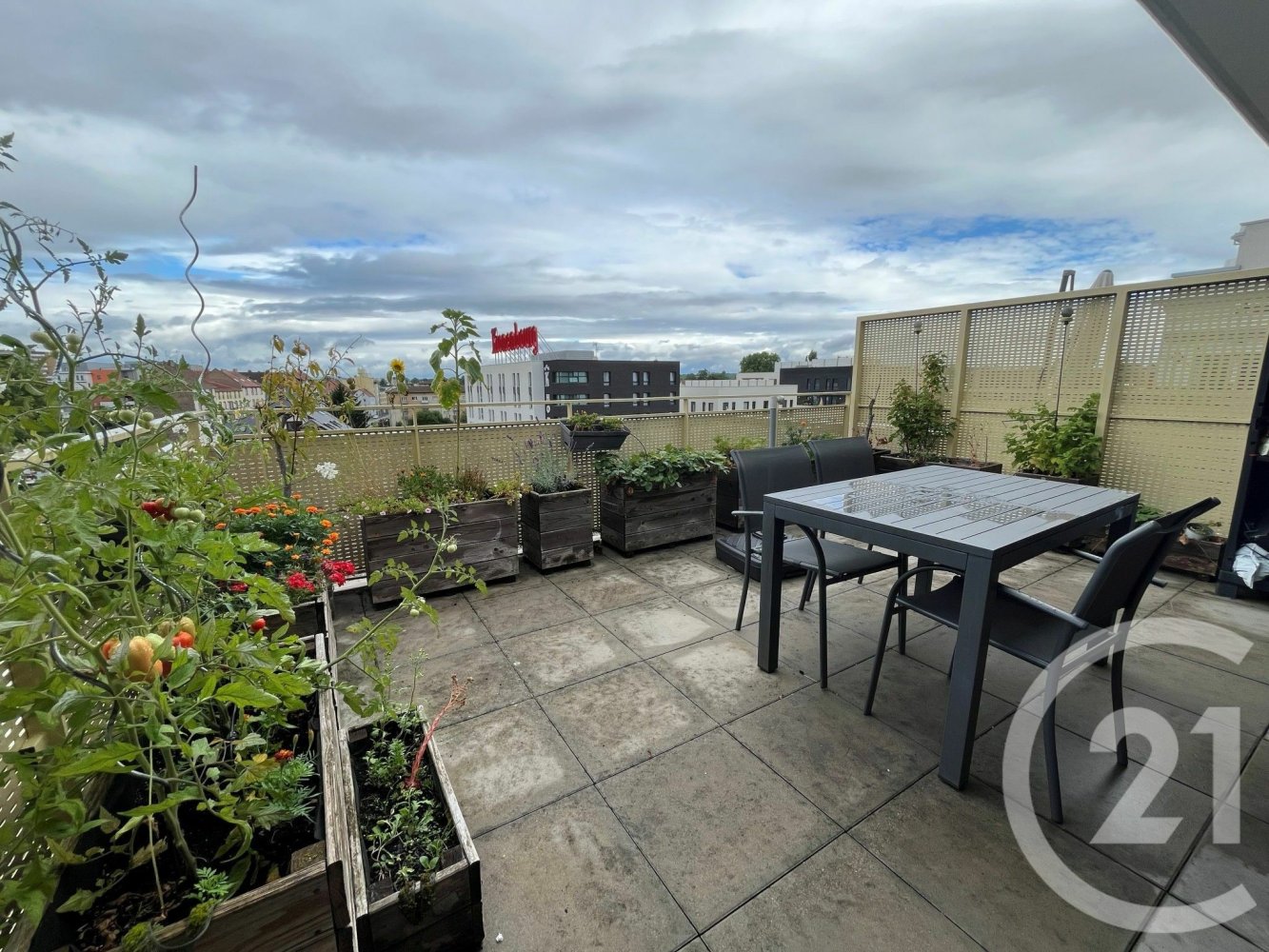 4 bedrooms Apartment in Strasbourg, France No. 300518