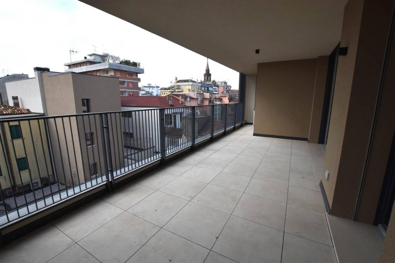 Квартира с 5 комнатами в Сан Дона ди Пьяве, Италия № 32132