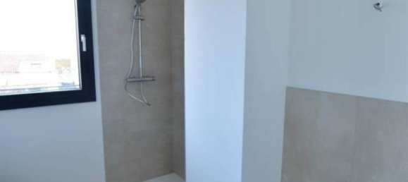 Квартира с 5 комнатами в Сан Дона ди Пьяве, Италия № 32132 8