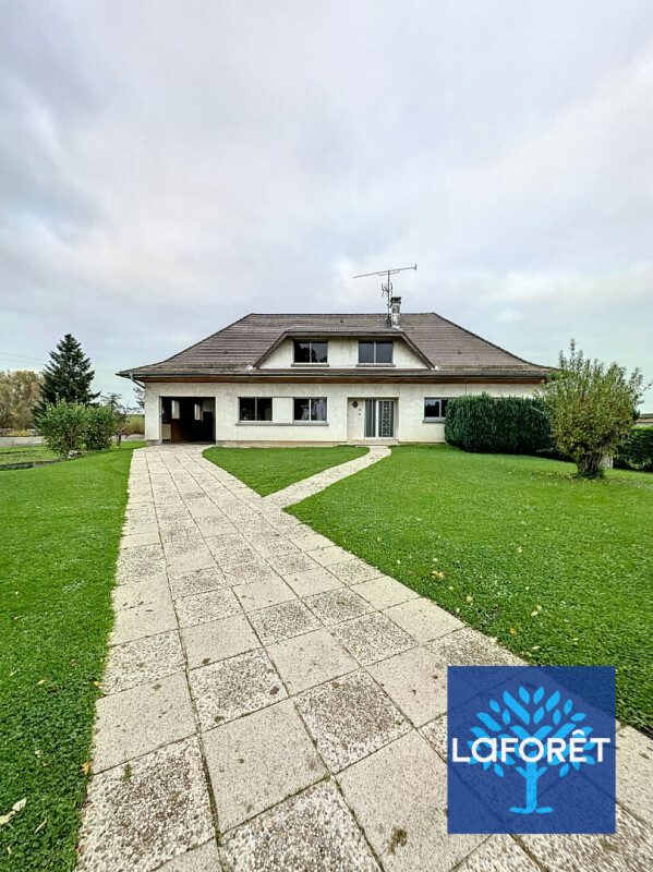 3 Schlafzimmer Haus in Brin-sur-Seille, France, Nr. 49321