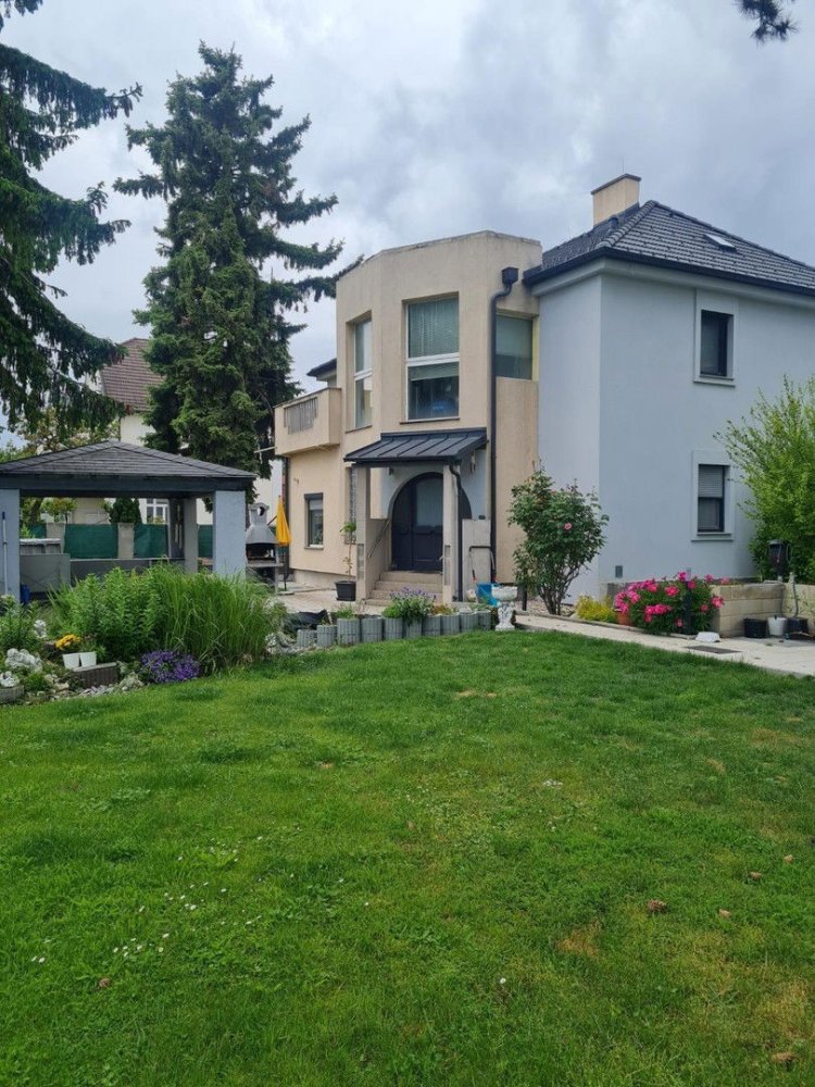 6 rooms House in Vienna, Austria No. 220473