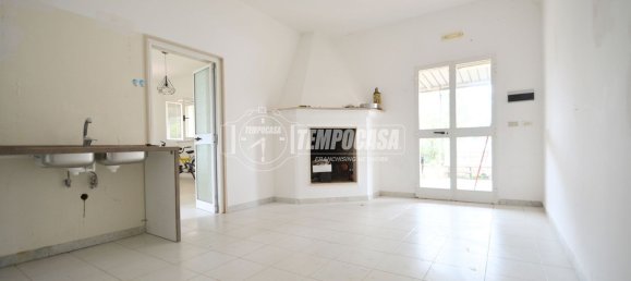 2 rooms Apartment in Gioia del Colle, Italy No. 138296 3