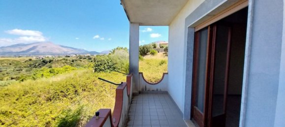 600m² Building in Santa Maria del Cedro, Italy No. 166793 17