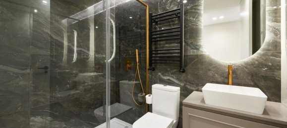 3 bedrooms Apartment in Madrid, Spain No. 92823 4