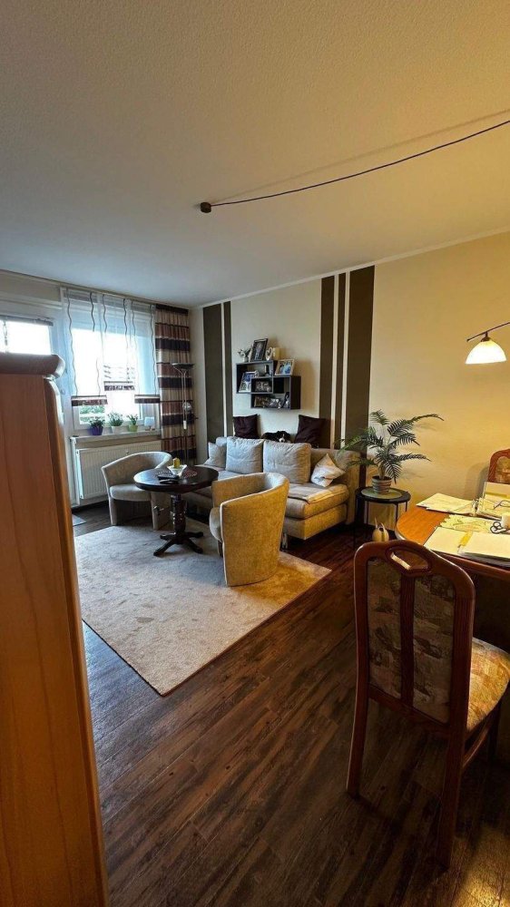 Квартира с 3 комнатами в Хемниц, Германия № 295530