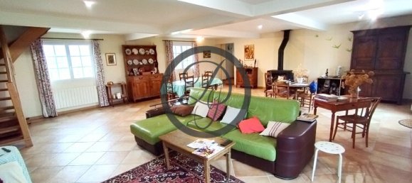 Casa de 4 dormitorios en Crevecoeur-le-Grand, France No. 76654 3