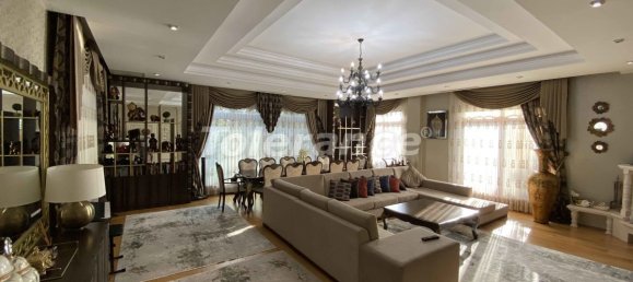 Villa 12+2 in Antalya, Turkey No. 695 8