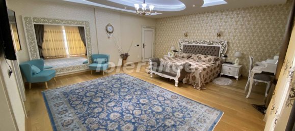 Villa 12+2 in Antalya, Turkey No. 695 18