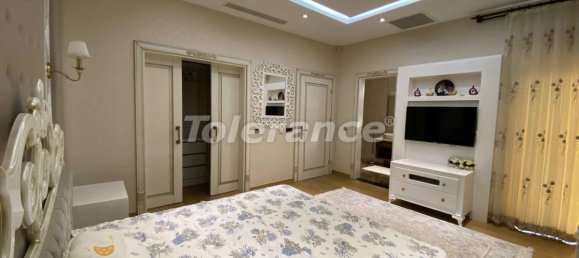 Villa 12+2 in Antalya, Turkey No. 695 16