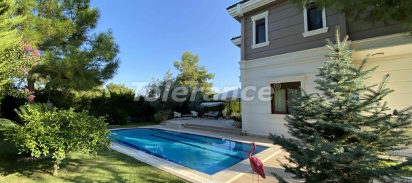 Villa 12+2 in Antalya, Turkey No. 695 3