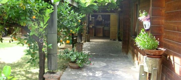 Villa de 10 dormitorios en Pescara, Italy No. 332175 17