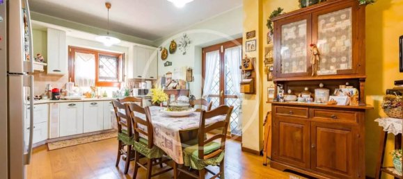 4 bedrooms Villa in Fiumicino, Italy No. 322460 10