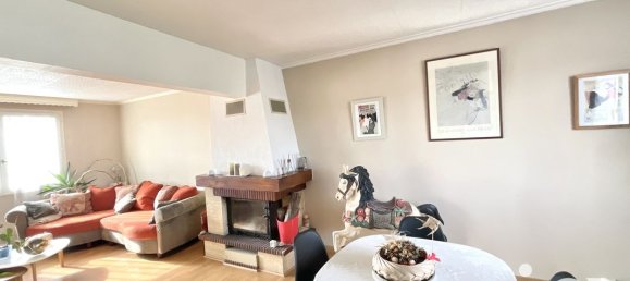 2 chambres Appartement à Sainte-Geneviève-des-Bois, France No. 325629 3