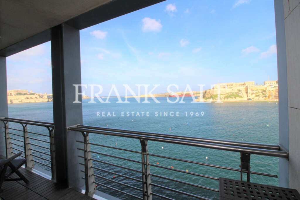 2 bedrooms Apartment in Birgu, Malta No. 6575