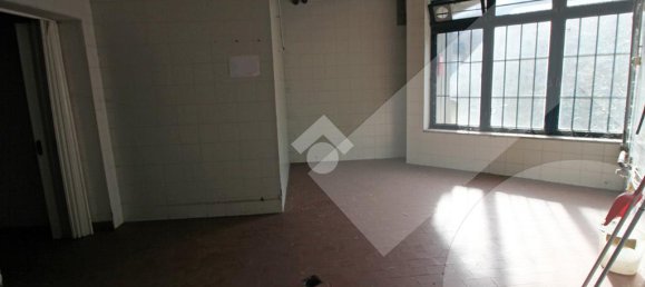 2-Zimmer Gewerbliche Immobilie in Pregnana Milanese, Italy, Nr. 232116 11