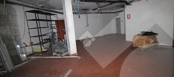 2-Zimmer Gewerbliche Immobilie in Pregnana Milanese, Italy, Nr. 232116 13