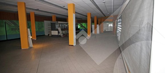 2-Zimmer Gewerbliche Immobilie in Pregnana Milanese, Italy, Nr. 232116 17