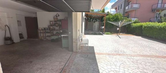 9 rooms Villa in Satriano, Italy No. 308054 8