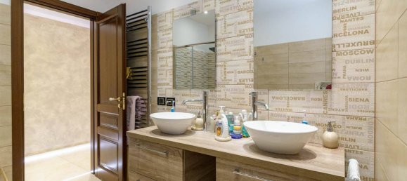 3 bedrooms Villa in Mascalucia, Italy No. 299361 14