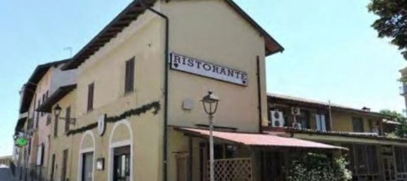 Villa de 10 habitaciónes en Ozzero, Italy No. 76418 2