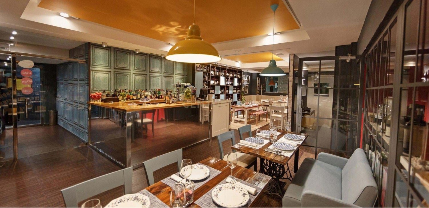 Gewerbliche Immobilie in Caceres, Spain 305m², Nr. 190642