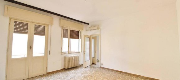 3 rooms Apartment in Canegrate, Italy No. 19710 12