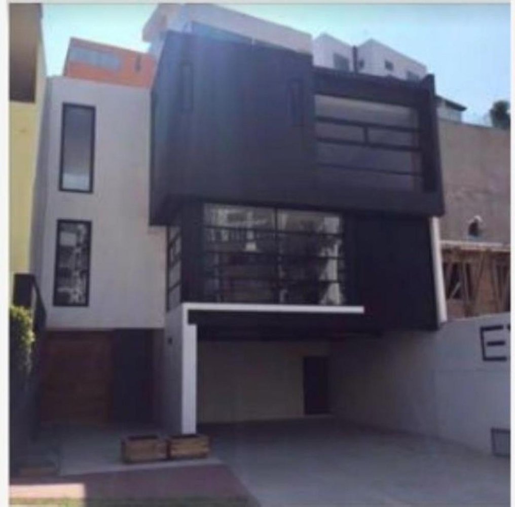 Дом с 3 спальнями в Наукальпан де Хуарес, Мексика № 223672