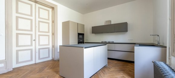 6 Schlafzimmer Haus in Tours, France, Nr. 259359 5