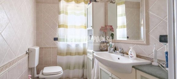 Apartamento de 2 dormitorios en Orbassano, Italy No. 261409 26