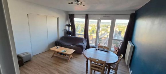 1 bedroom Apartment in Le Petit-Quevilly, France No. 305630 2