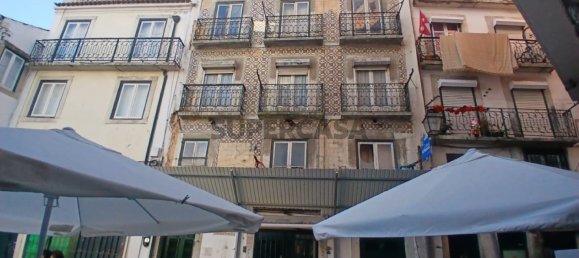 425m² Building in Lisbon, Portugal No. 159988 8