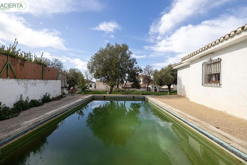 4 bedrooms House in Granada, Spain No. 233598