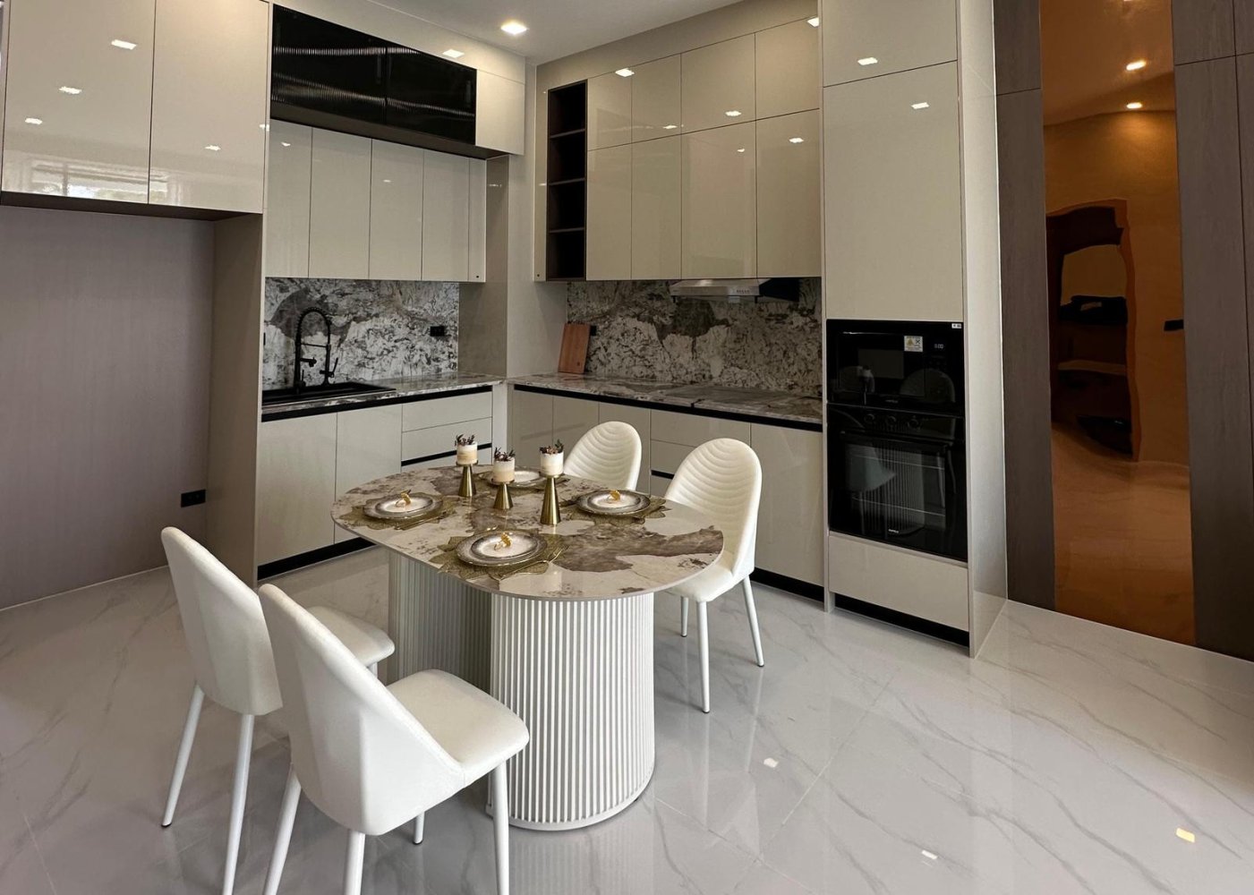 4 Schlafzimmer Haus in Pattaya, Thailand, Nr. 75259