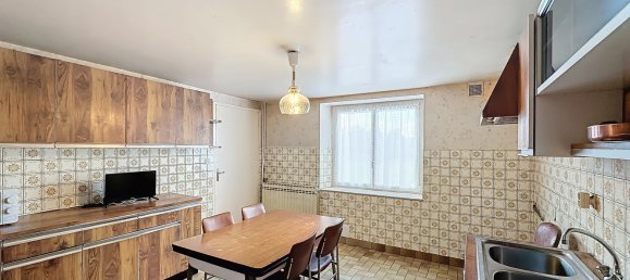 4 Schlafzimmer Haus in Hadol, France, Nr. 242095 3