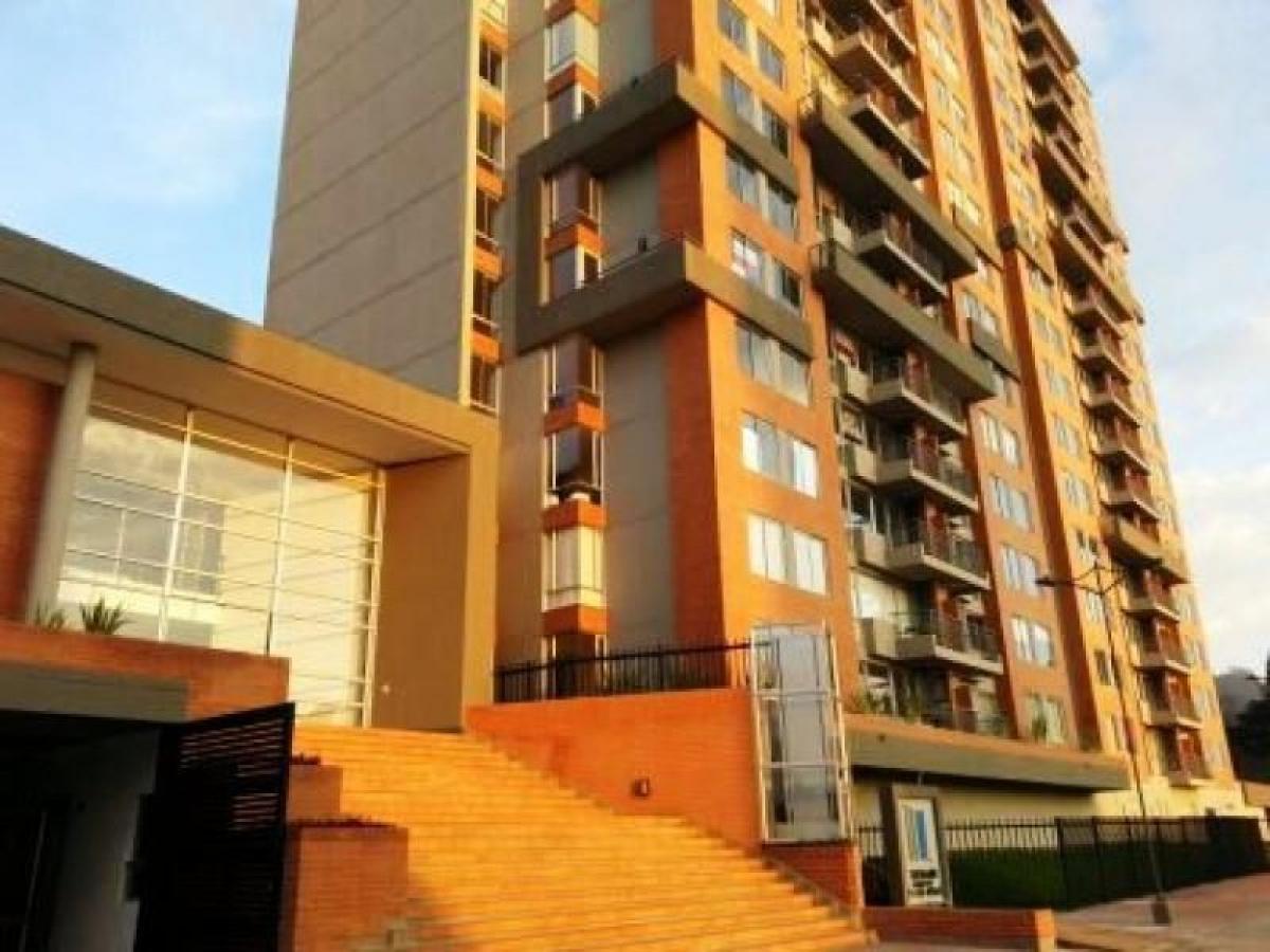 Дом с 3 спальнями в Богота, Колумбия № 13723