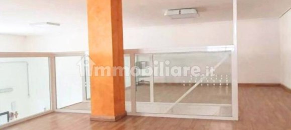 1 room Commercial property in Altamura, Italy No. 271174 4