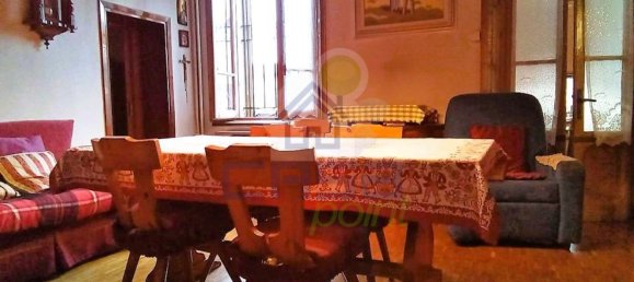 8-salle Villa à Castel Goffredo, Italy No. 70346 3