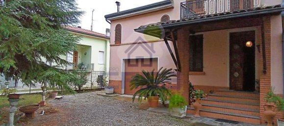 8-salle Villa à Castel Goffredo, Italy No. 70346 5