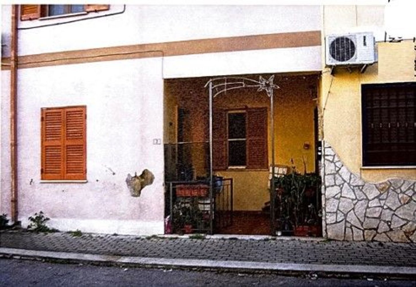 5 bedrooms Apartment in Latina, Italy No. 318142