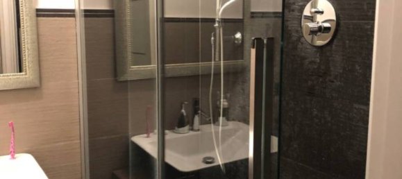 2 bedrooms Penthouse in Turin, Italy No. 256442 18