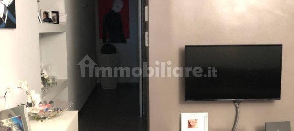 2 bedrooms Penthouse in Turin, Italy No. 256442 5