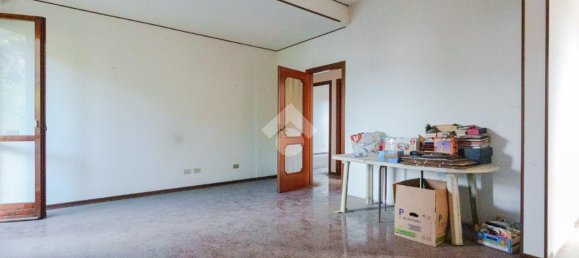 4 bedrooms Villa in Treviglio, Italy No. 298350 6