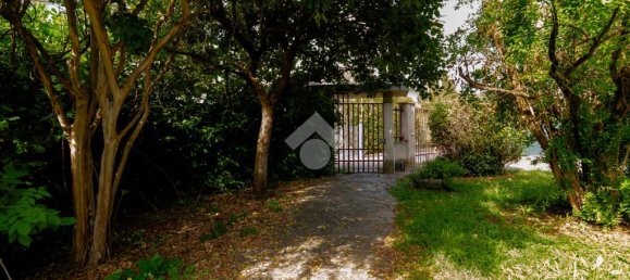 4 bedrooms Villa in Treviglio, Italy No. 298350 17